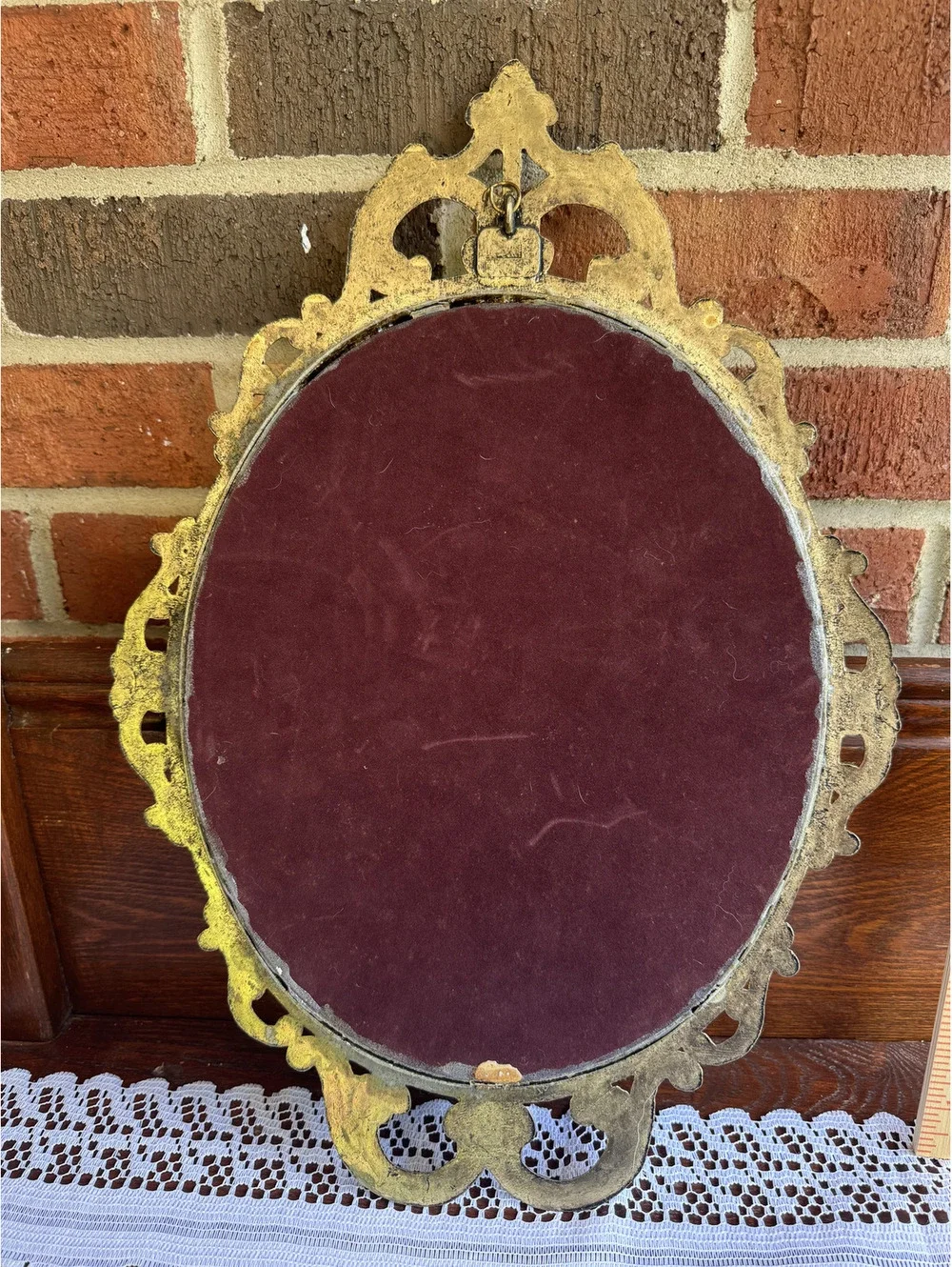 Vintage Pair of Oval Metal Brass Picture Frame/Bubble Glass/Praying Farmer